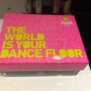 Zumba original dance sneakers silver size 7